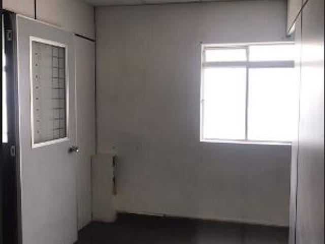 Sala para alugar, no bairro Vila Firmiano Pinto em São Paulo