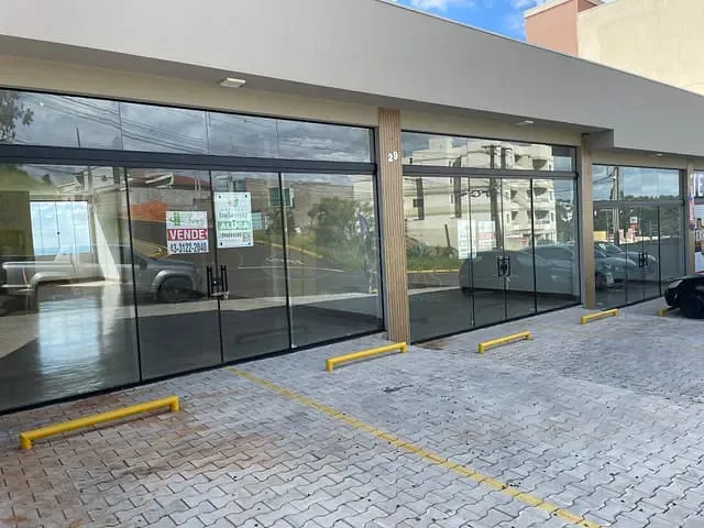 Sala com 108m², à venda, no bairro Parque Bela Vista em Apucarana