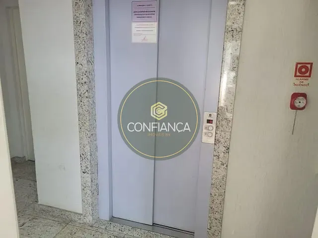 Sala à venda, no bairro Santa Inês em Belo Horizonte