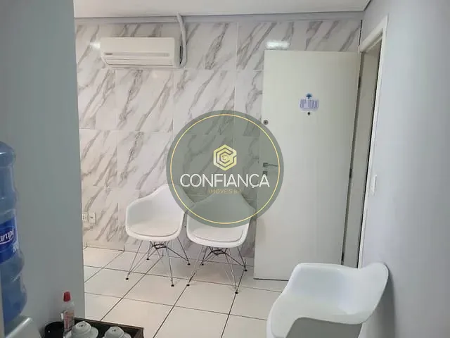 Sala à venda, no bairro Santa Inês em Belo Horizonte