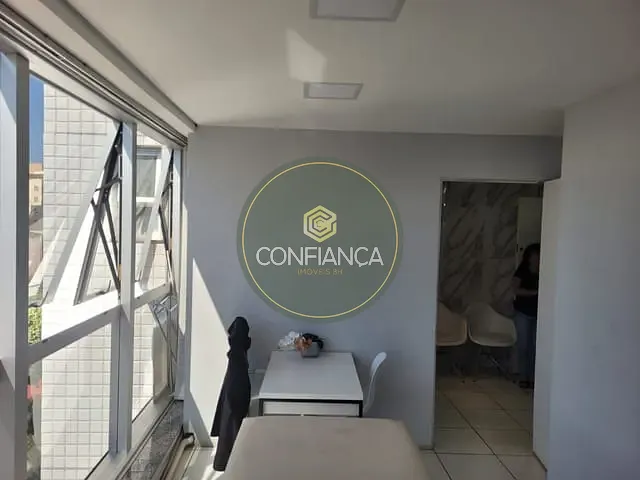 Sala à venda, no bairro Santa Inês em Belo Horizonte