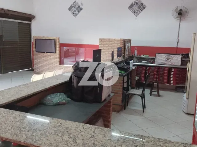 Sala com 220m², à venda, no bairro Núcleo Habitacional Mary Dota em Bauru