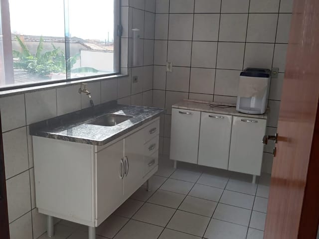 Sala com 39m², para alugar, no bairro Parque São Domingos em Pindamonhangaba