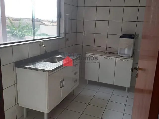 Sala com 39m², para alugar, no bairro Parque São Domingos em Pindamonhangaba