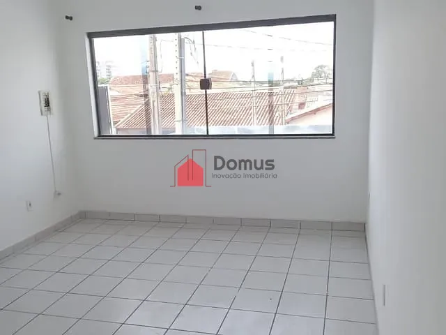 Sala com 39m², para alugar, no bairro Parque São Domingos em Pindamonhangaba