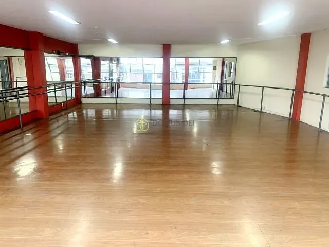 Sala com 143m², à venda, no bairro Centro em Barra Mansa
