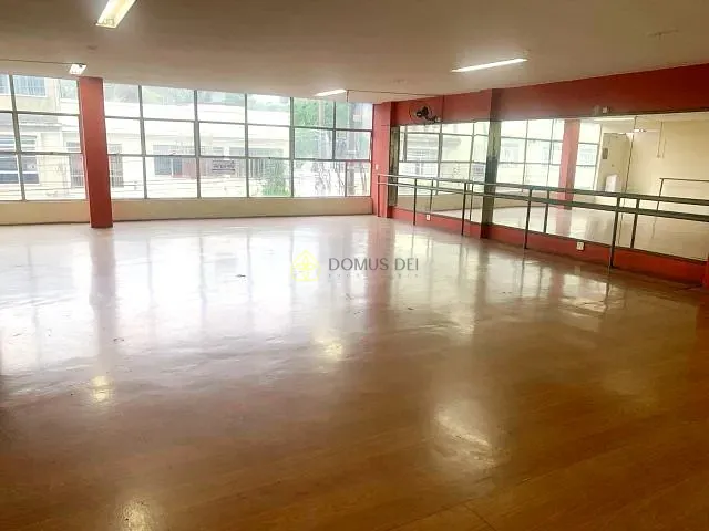 Sala com 143m², à venda, no bairro Centro em Barra Mansa