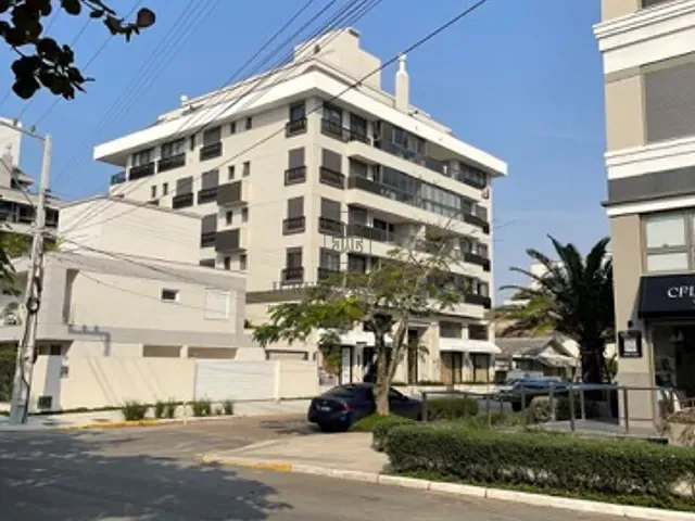 Sala à venda, no bairro Jurerê em Florianópolis