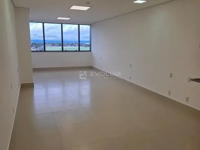 Sala para alugar, no bairro Jardim Goiás em Goiânia
