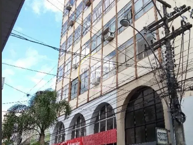 Sala à venda, no bairro Centro em Pelotas