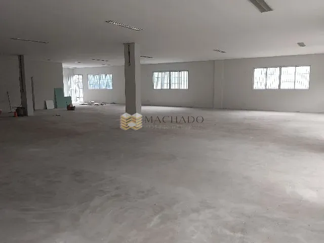 Sala com 375m², para alugar, no bairro Empresarial Mirante de Cajamar (Polvilho) em Cajamar