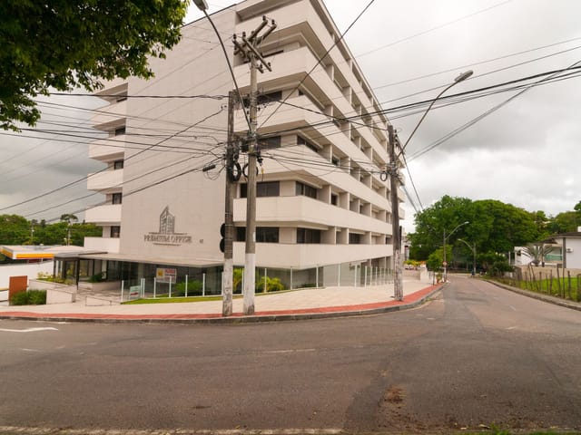 Sala à venda, no bairro Mata da Praia em Vitória