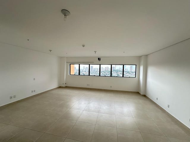 Sala à venda, no bairro Vila Brasília Complemento em Aparecida de Goiânia