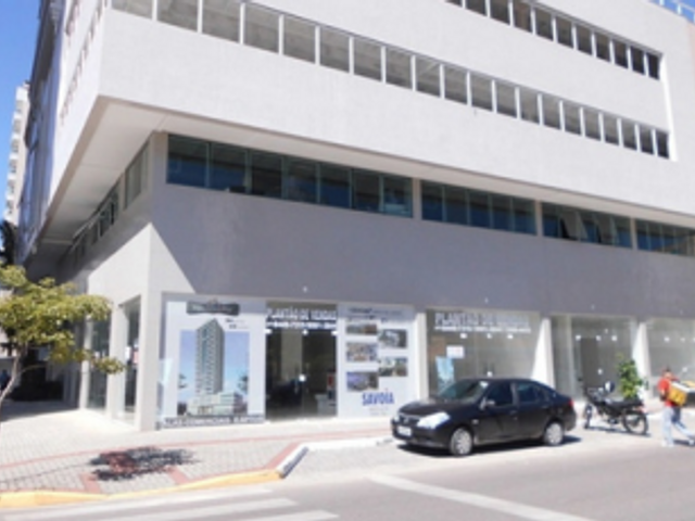 Sala com 278m², à venda, no bairro Meia Praia em Itapema