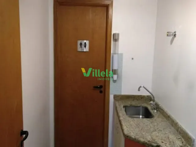 Sala com 52m², para alugar, no bairro Alphaville Centro Industrial e Empresarial/Alphaville. em Barueri