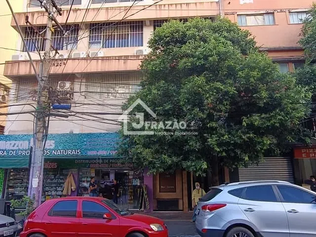 Sala com 360m², para alugar, no bairro Setor Central em Goiânia