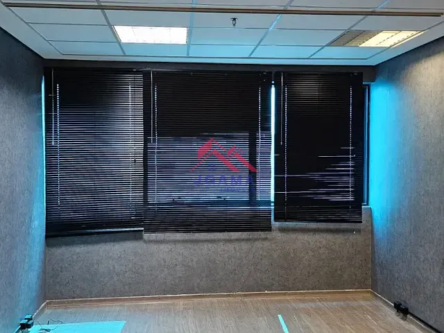 Sala à venda, no bairro Cidade Intercap em Taboão da Serra