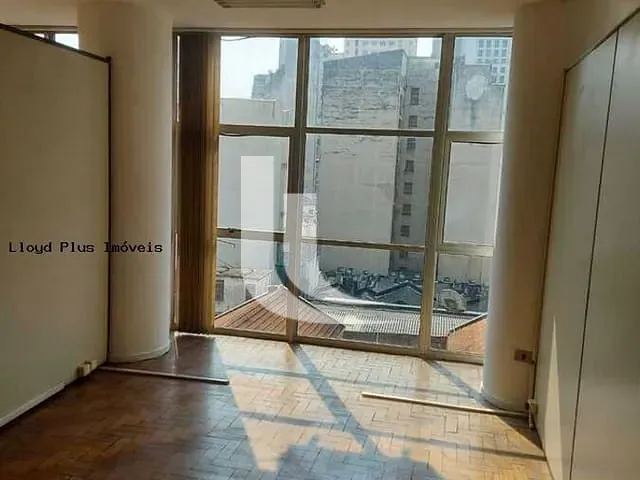 Conjunto comercial à venda ou para alugar, no bairro Sé em São Paulo