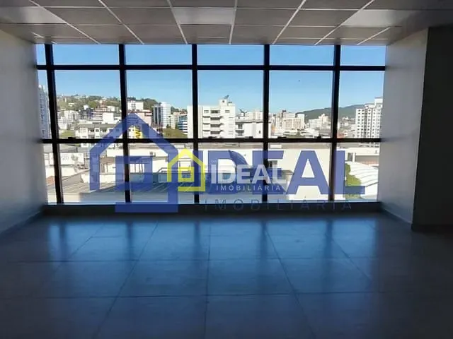 Sala para alugar, no bairro Centro em Concórdia