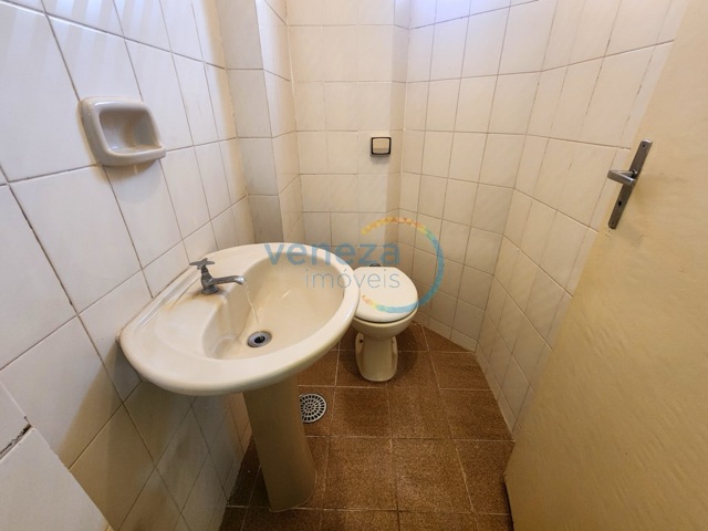 Sala à venda ou para alugar, no bairro Centro em Londrina
