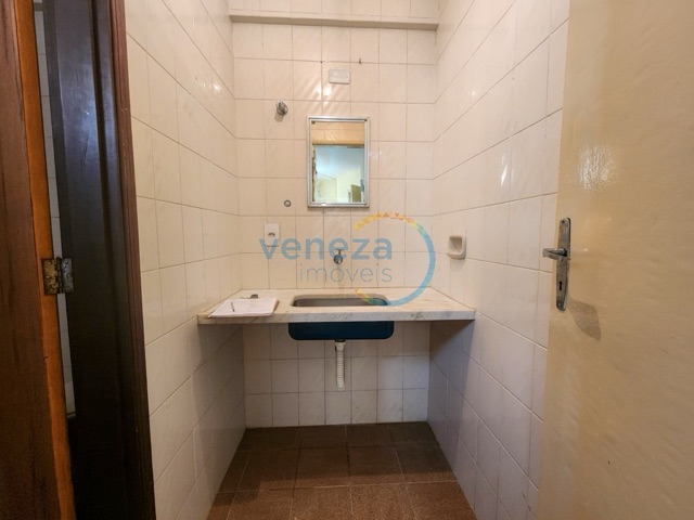 Sala à venda ou para alugar, no bairro Centro em Londrina