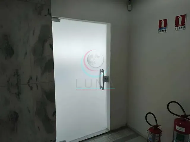 Sala para alugar, no bairro República em São Paulo