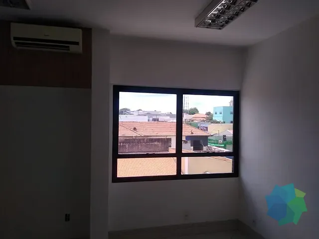 Sala com 30m², à venda ou para alugar, no bairro Centro em Salto