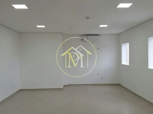 Sala à venda, no bairro Jardim Santa Lucinda em Sorocaba