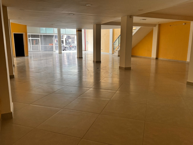 Sala à venda, no bairro Centro em Matinhos