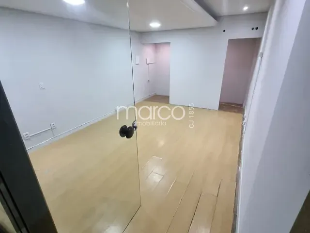 Sala para alugar, no bairro Setor Bueno em Goiânia