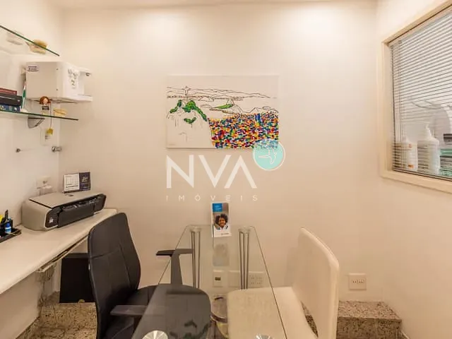 Sala à venda, no bairro Copacabana em Rio de Janeiro