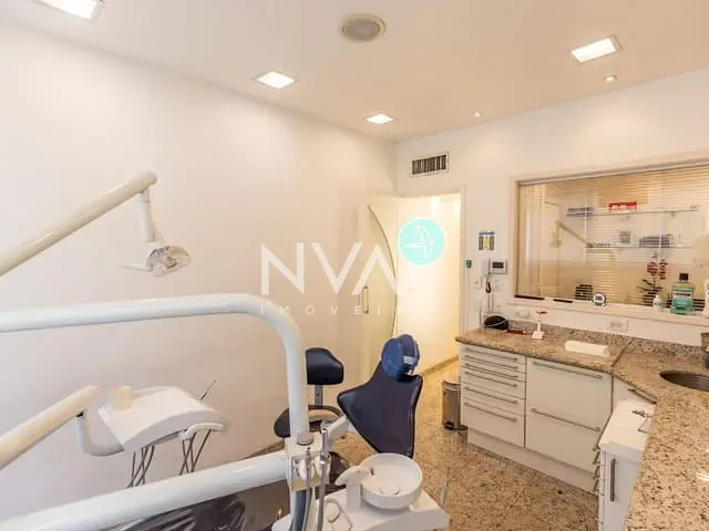Sala à venda, no bairro Copacabana em Rio de Janeiro