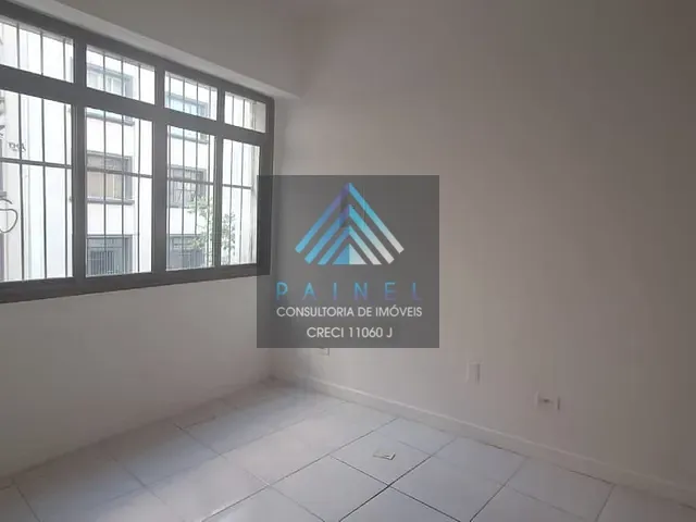 Sala para alugar, no bairro República em São Paulo