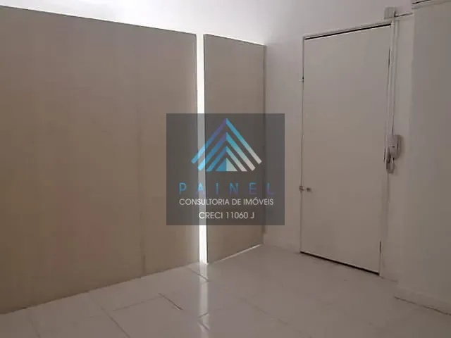 Sala para alugar, no bairro República em São Paulo