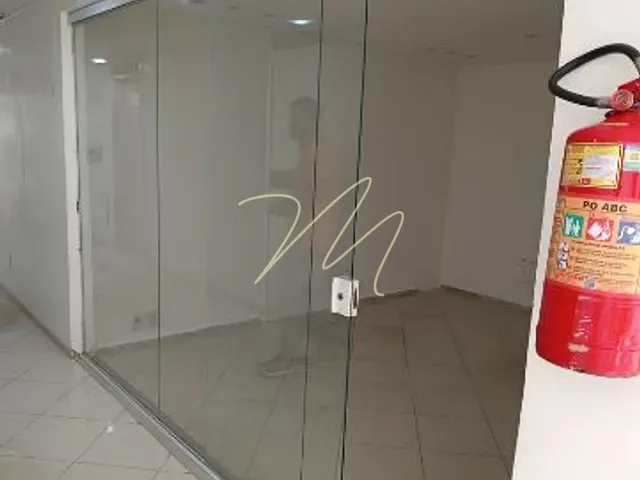 Sala com 50m², para alugar, no bairro Centro em Ilhéus