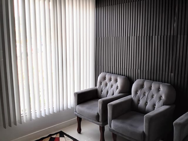 Sala para alugar, no bairro Village Rio das Ostras em Rio das Ostras