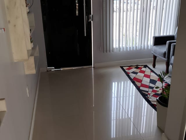 Sala para alugar, no bairro Village Rio das Ostras em Rio das Ostras