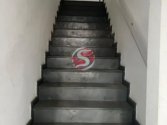 Sala com 28m², para alugar, no bairro Vila Carrão em São Paulo