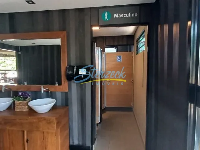 Sala com 14m², para alugar, no bairro Centro em Vinhedo