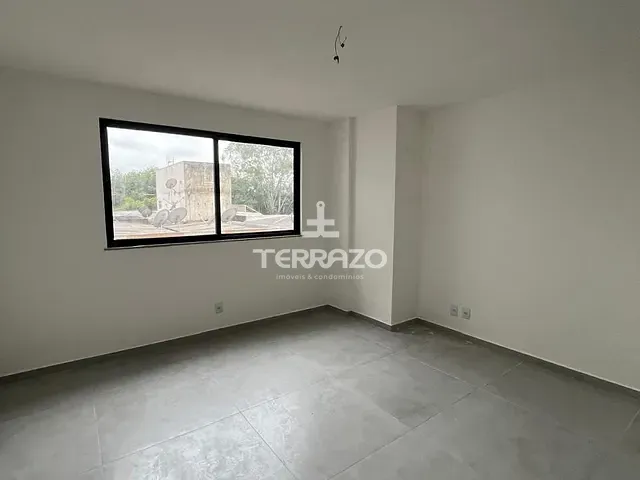 Sala com 20m², à venda ou para alugar, no bairro Aterrado em Volta Redonda