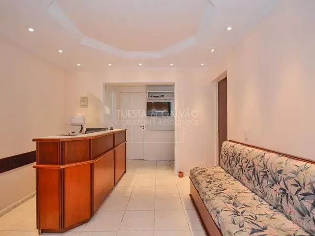 Sala com 80m², à venda, no bairro Centro em Curitiba