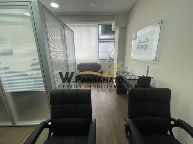 Sala com 37m², à venda, no bairro Vila Pedro Moreira em Guarulhos