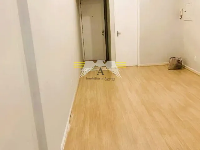 Sala à venda ou para alugar, no bairro Sé em São Paulo