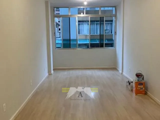 Sala à venda ou para alugar, no bairro Sé em São Paulo