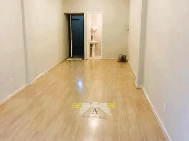 Sala à venda ou para alugar, no bairro Sé em São Paulo