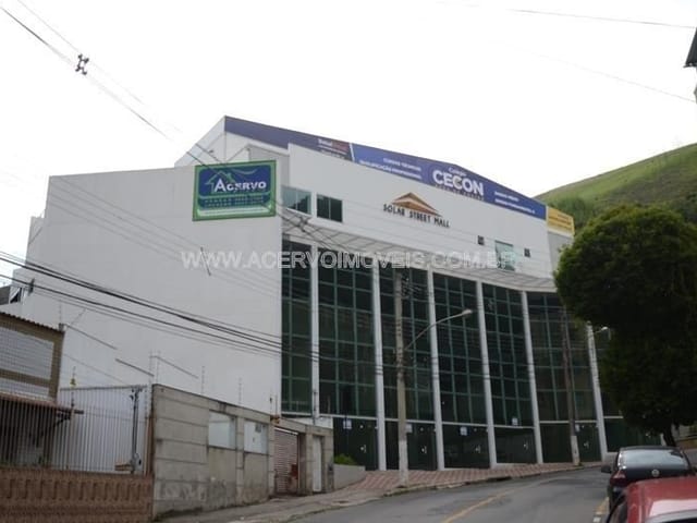 Sala com 102m², para alugar, no bairro Paineiras em Juiz de Fora