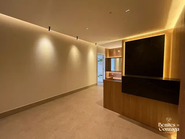 Sala com 78m², à venda, no bairro Jardim Itália em Maringá
