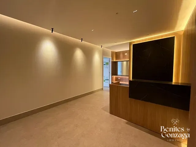 Sala com 78m², à venda, no bairro Jardim Itália em Maringá