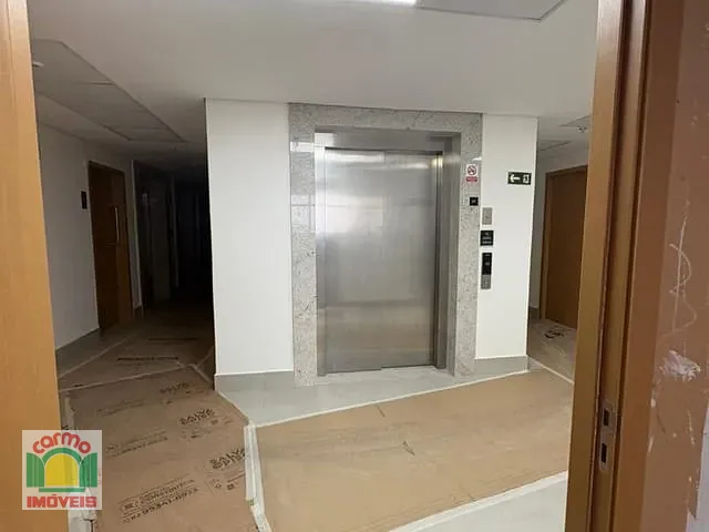 Sala para alugar, no bairro Centro em Anápolis