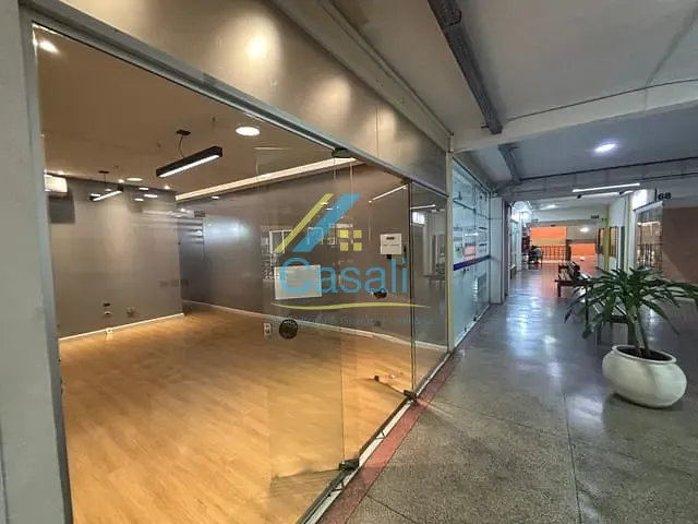 Sala com 45m², para alugar, no bairro Centro em São Roque